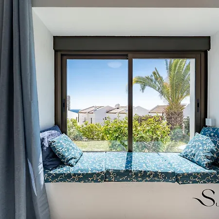 Seaview I 3bed I Sauna I Pool I Parking 60 Holiday home