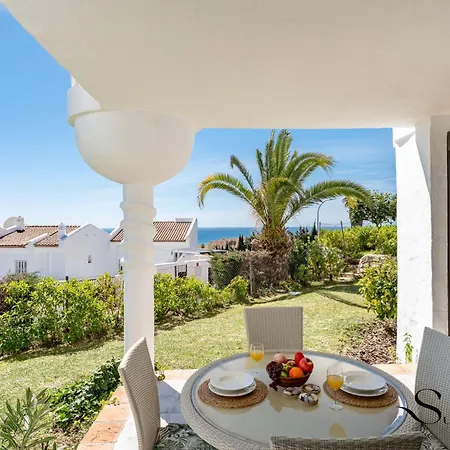 Seaview I 3bed I Sauna I Pool I Parking 60 Holiday home *
